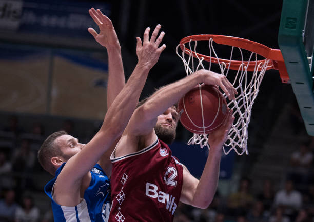 本菲卡以及 本菲卡以及