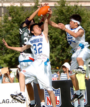 世界冠军发表言论引热议！威廉姆斯：我将佩戴隐形眼镜参加比赛.